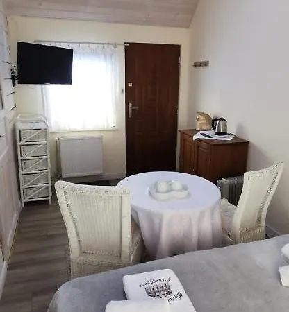 Alpejski Dwor 3* ミエンジグジェ