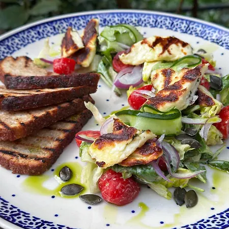 Alpejski Dwor ゲストハウス ミエンジグジェ