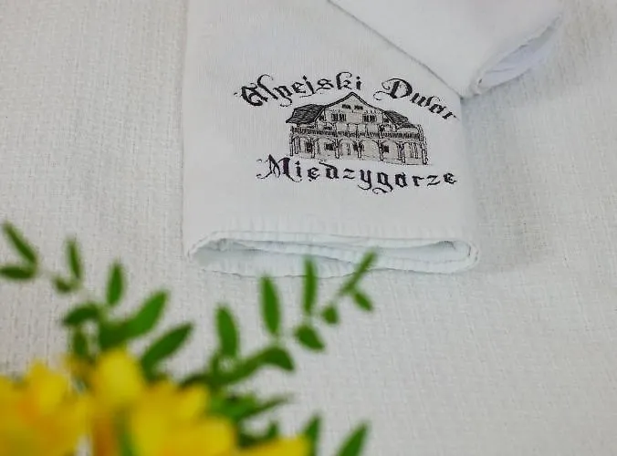 Alpejski Dwor 3* Мендзыгуже