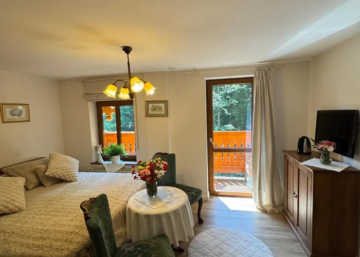 Alpejski Dwor Гостевой дом 3*