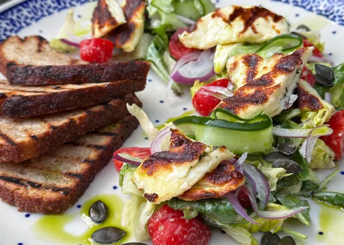 Alpejski Dwor Гостевой дом Мендзыгуже